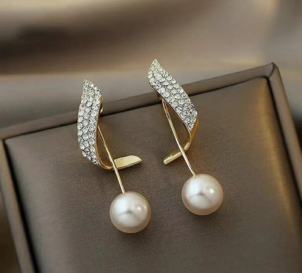 Pearl Drop Earrings