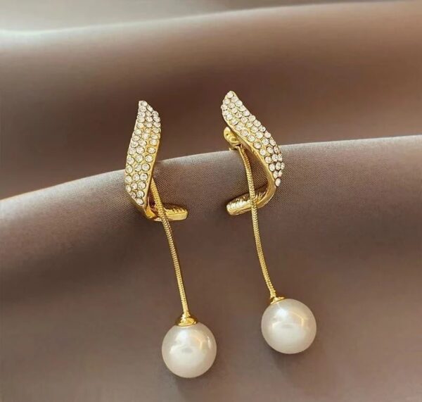 Pearl Drop Earrings