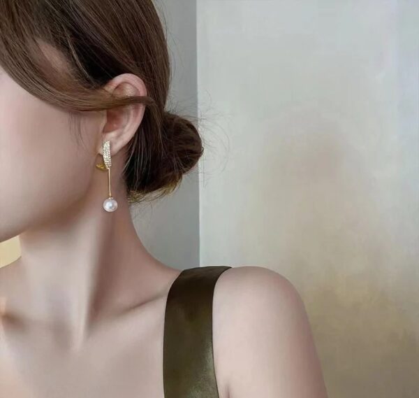 Pearl Drop Earrings